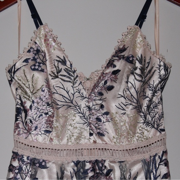 AQUA x Maddie & Tae Embellished Maxi Dress Women Small Wedding Guest Prom Party - Picture 5 of 6